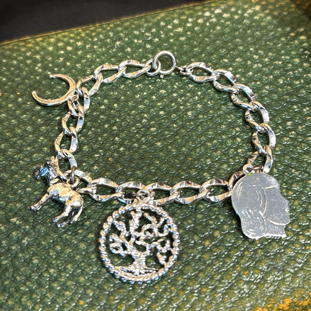 Vintage Danecraft charm bracelet